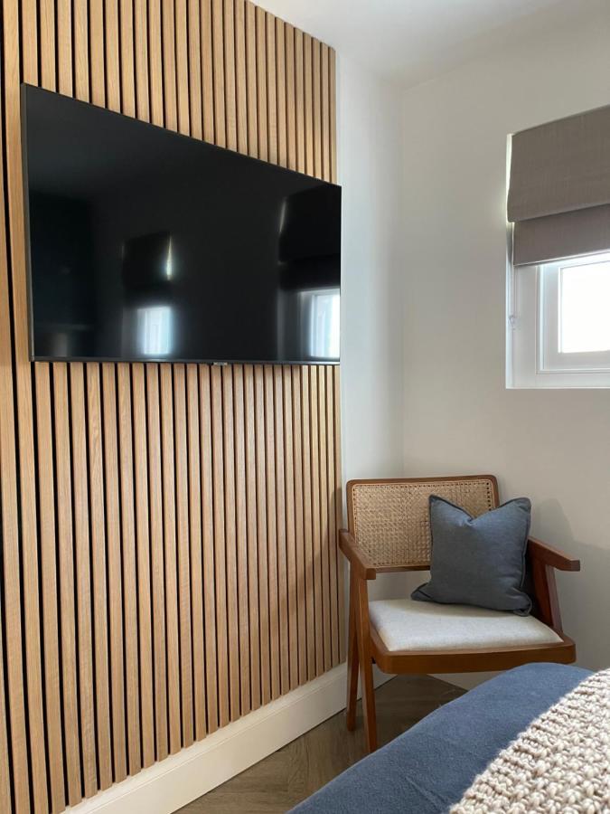 Richardson Apartment *